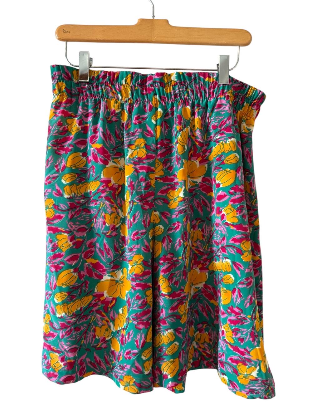 Vintage 80s Jamier High Waisted Soft Mom Shorts Tapestry Bold Floral Print